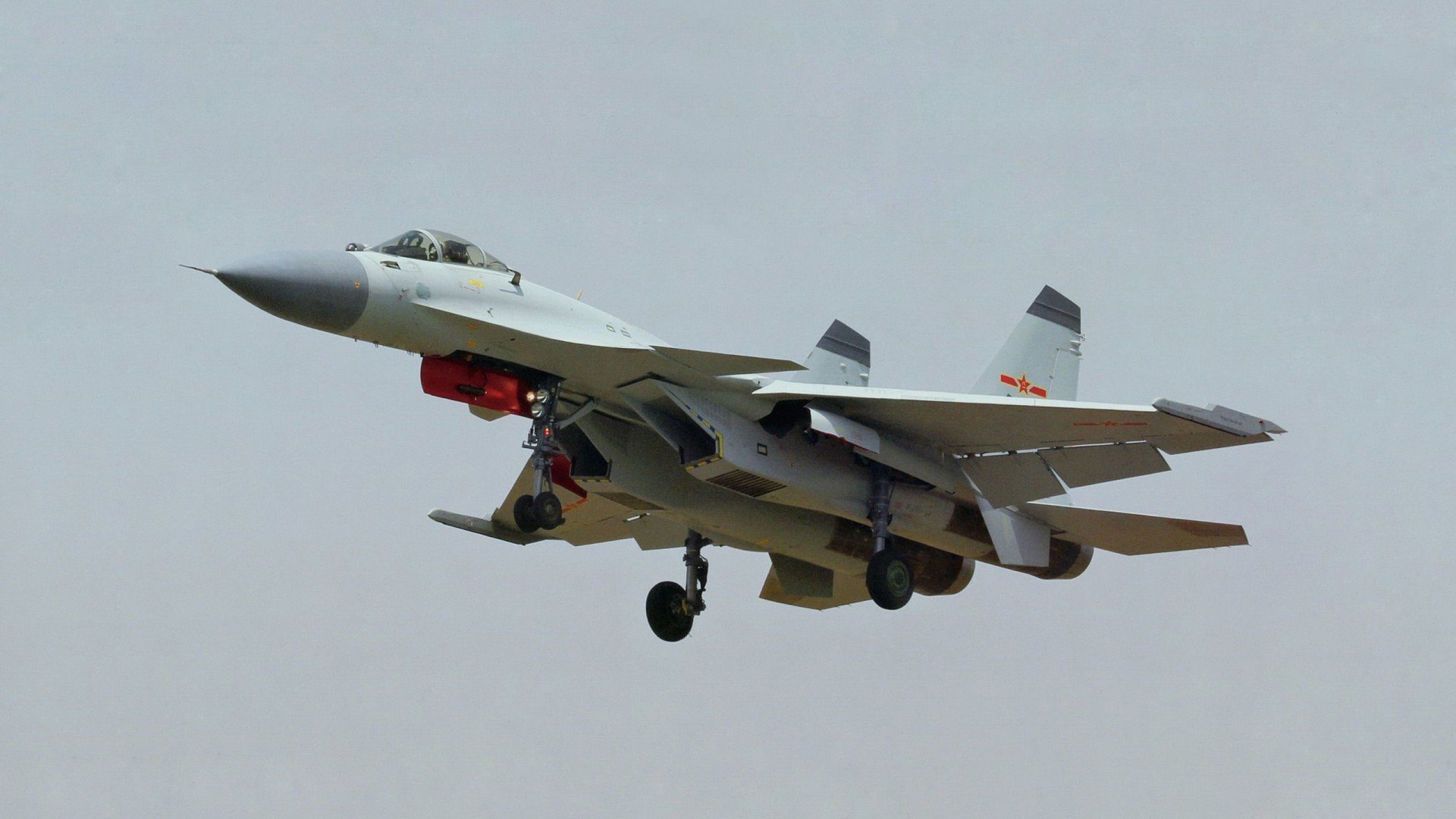 AYX GAME-体育圈亮点：女子足球场上的巅峰表现！，女子足球场地和男子一样吗