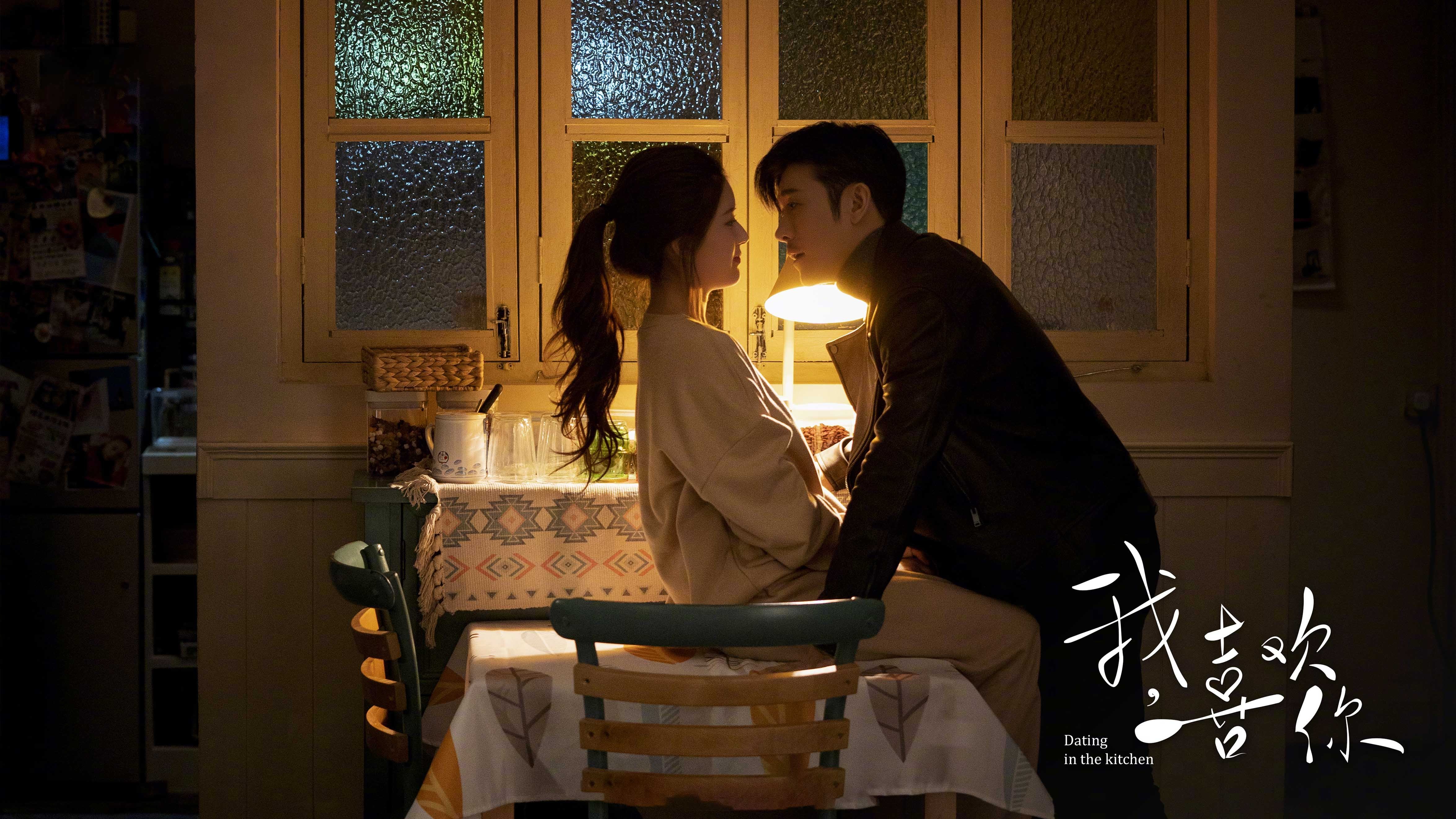 荷兰队在国际比赛中表现神勇,一路高歌,荷兰队的比赛