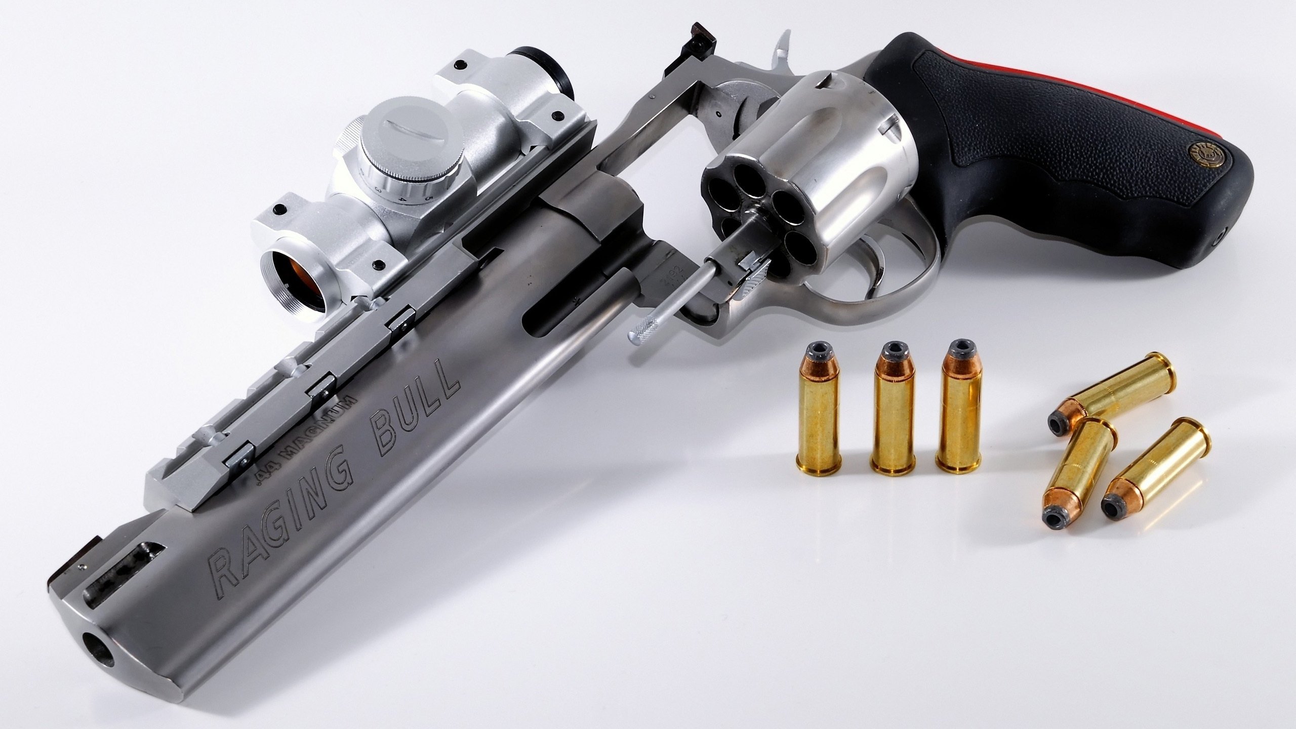 爱游戏体育官方网站-转会期球员态度波动是否该接受心理检测，转会球员不接受如何办